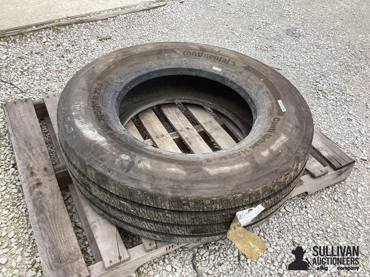 305/70r22.5-tire-image-5