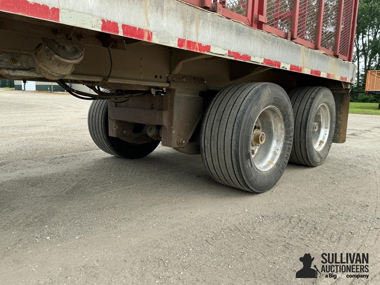 1979-city-t/a-side-dump-sugar-beet-trailer-image-10