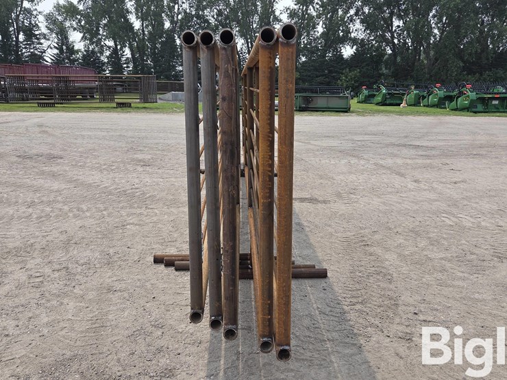 24'-free-standing-panels-(bid-per-unit)-image-8