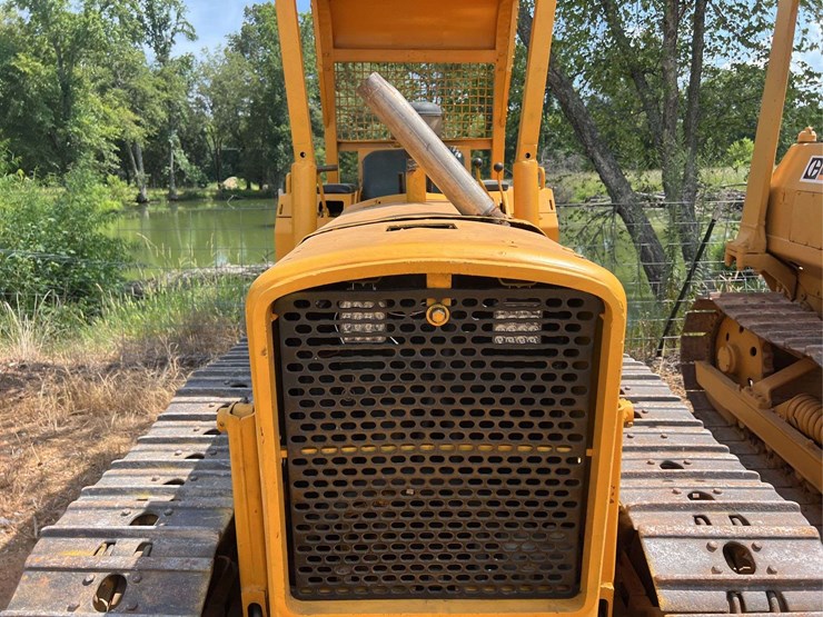 deere-450b-image-9