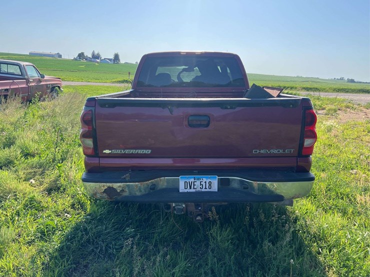 extended-cab-chevy-image-4