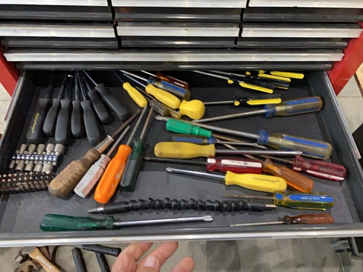 craftsman-tool-box-with-tools-image-5