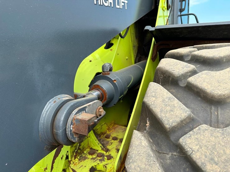2010-deere-644k-image-34