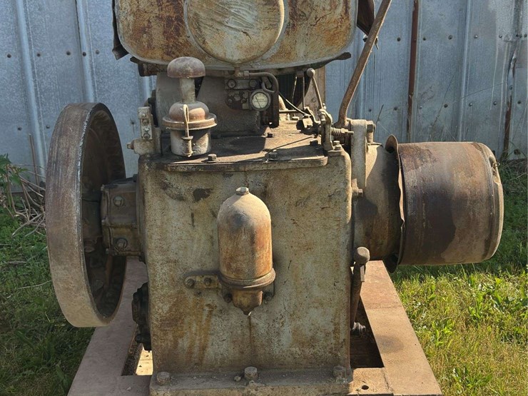 john-deere-model-w111-engine-image-3