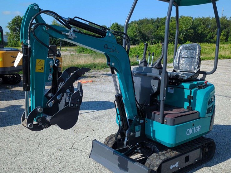 cfg-industrial-mini-excavator---qk16r---(2025)-image-1