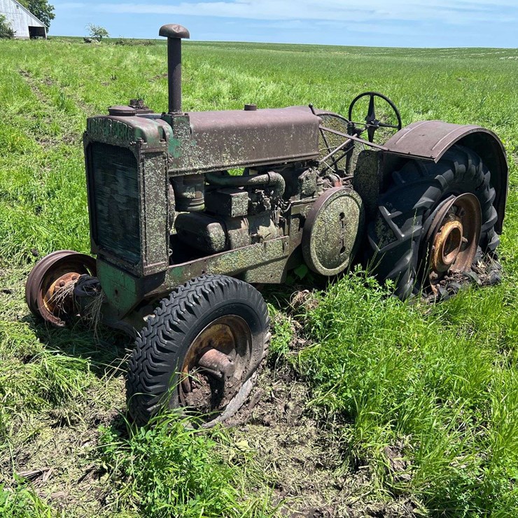 JOHN DEERE AR