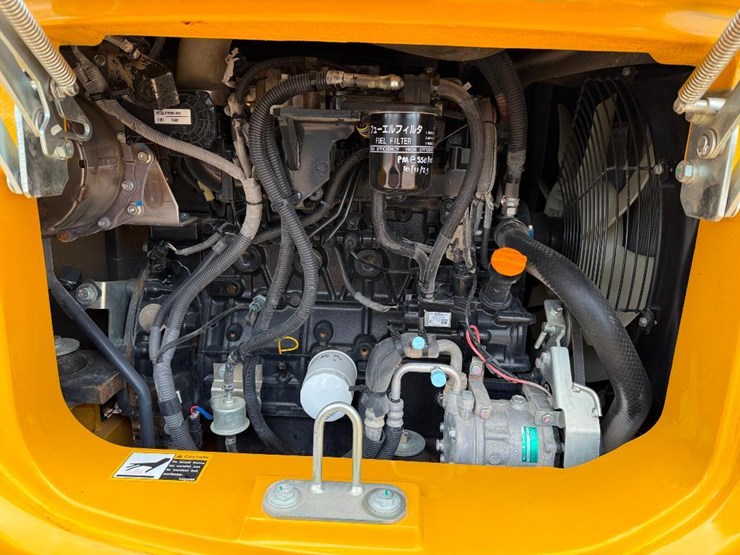2021-deere-60g-image-41