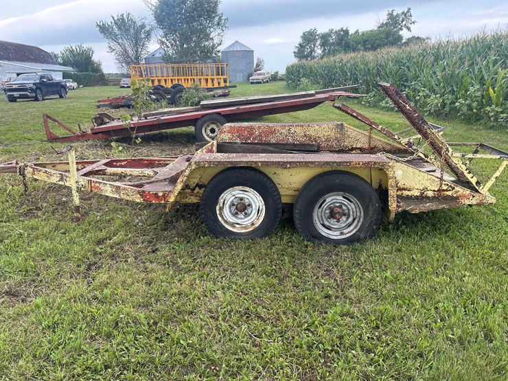 trailer-with-ramps-image-2