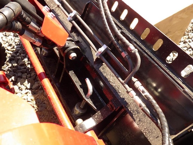 2025-stag-tl425-skid-steer-tracked-loader-image-10