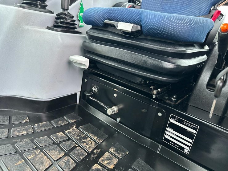 2022-new-holland-workmaster-55-image-53