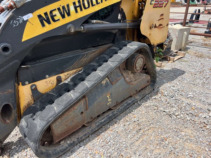 new-holland-227-skid-steer-*inop-image-12