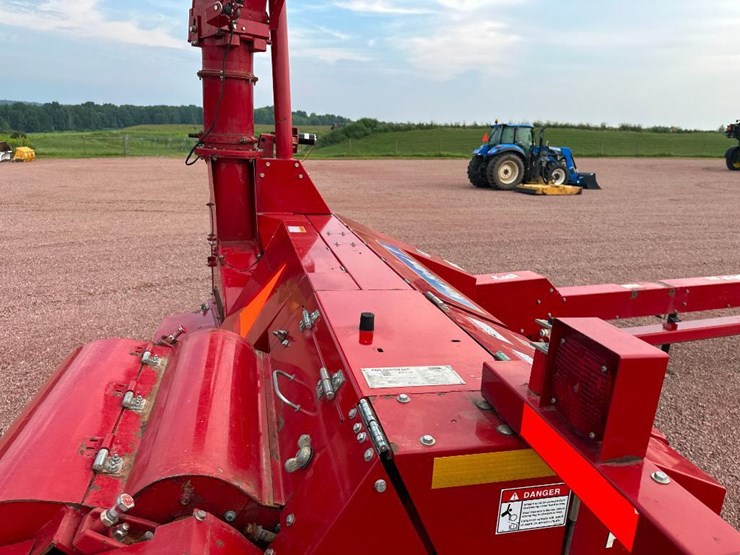 2013-new-holland-fp230-image-32