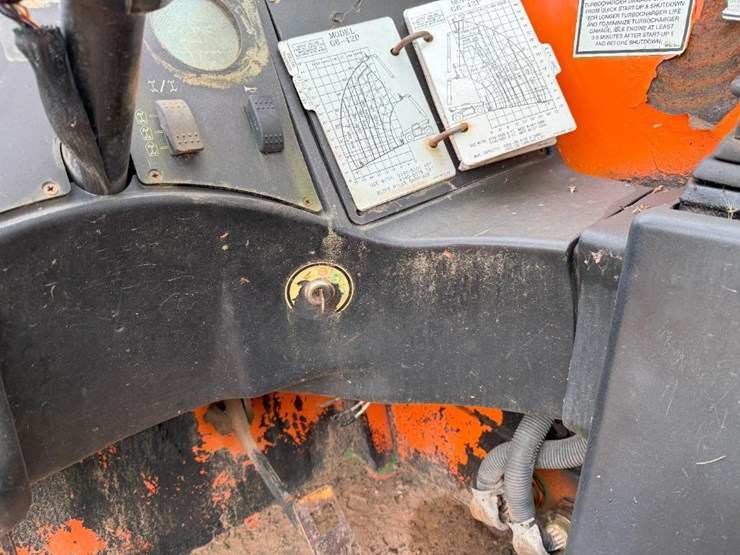 2004-jlg-g6-42a-image-45