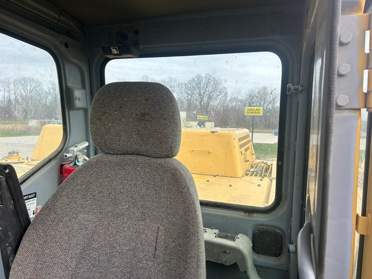 2000-deere-330-lc-image-62
