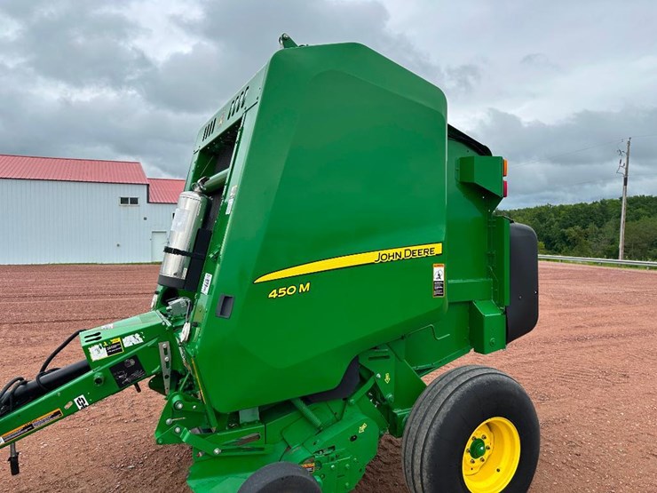 2023-john-deere-450m-image-18