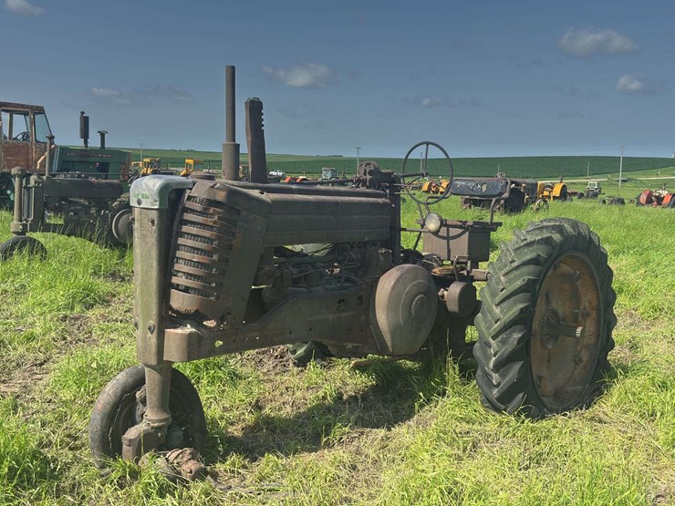 john-deere-model-a-image-1