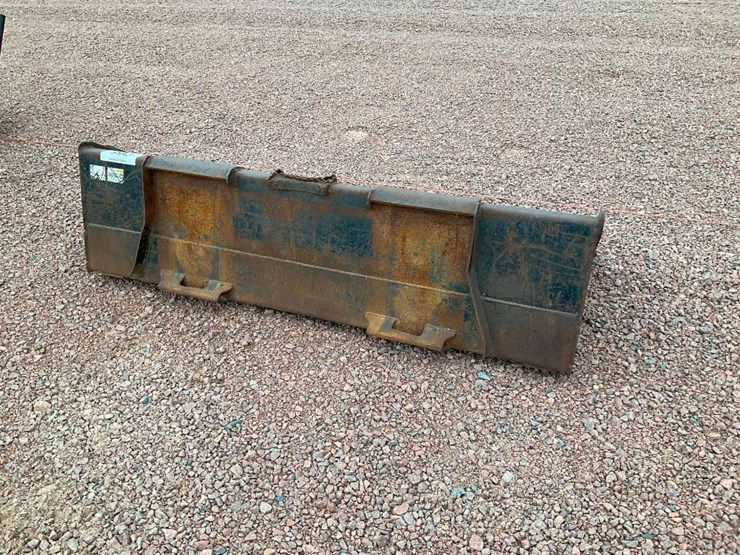 john-deere-72-image-3