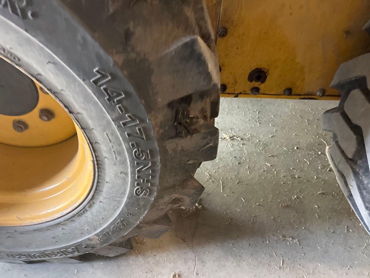 john-deere-270-image-7
