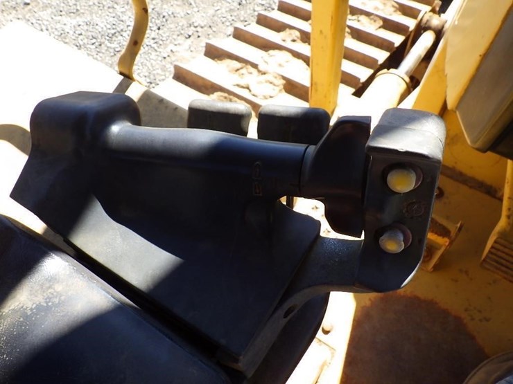 2001-caterpillar-d5m-xl-image-24