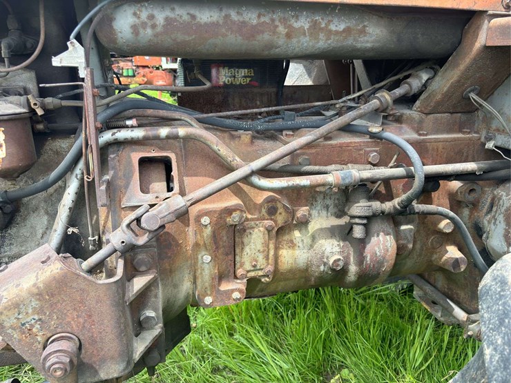 massey-ferguson-97-image-37