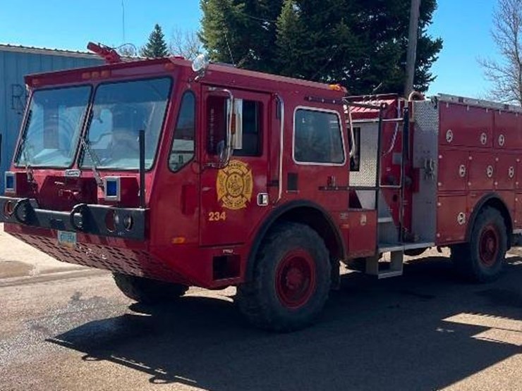 1988-amertek-inc.-fire-truck-image-1