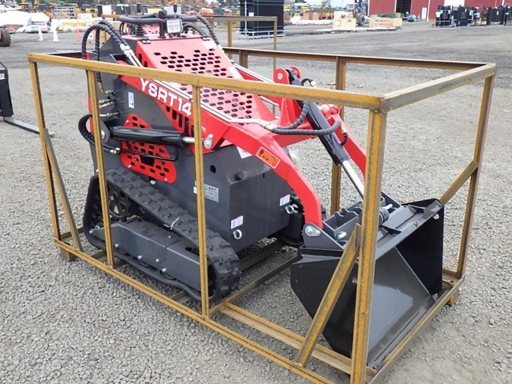 2025-agt-ysrt14-skid-steer-tracked-loader-image-4