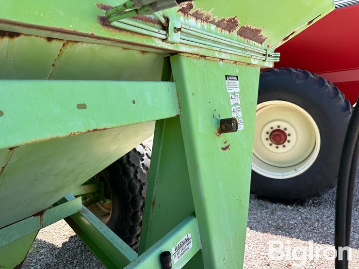 parker-grain-chariot-grain-cart-image-17