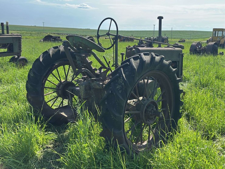 john-deere-model-b-image-5