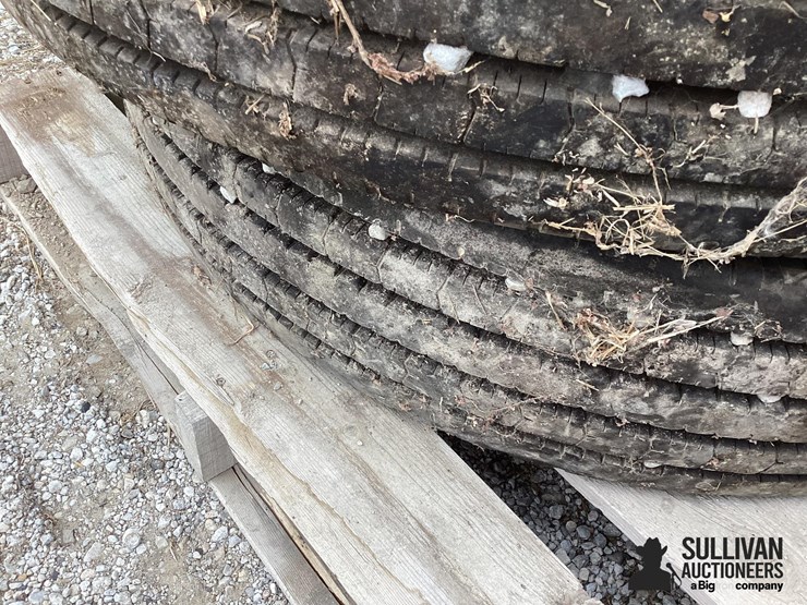 11r24.5-tires-image-19
