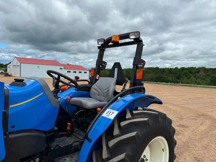 2019-new-holland-workmaster-70-image-21