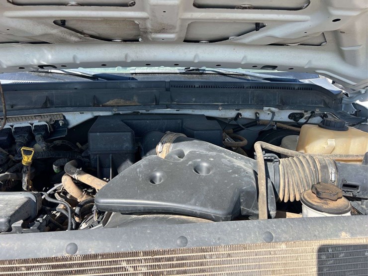 2012-ford-f250-xl-image-43