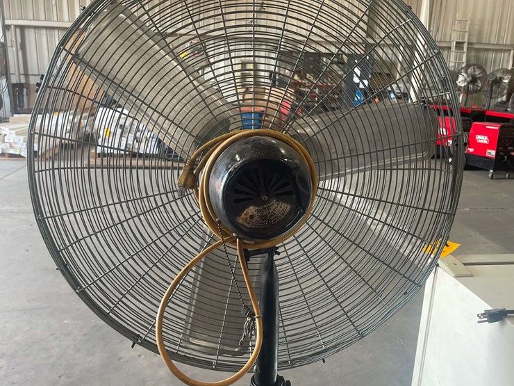 #2090-•-continental-dynamics-pedestal-fan-(wall-g)-image-6