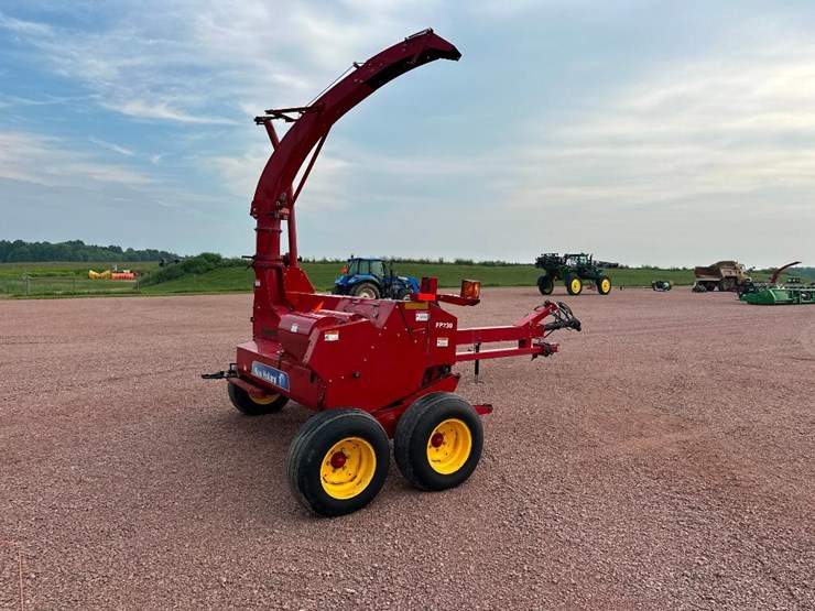 2013-new-holland-fp230-image-2