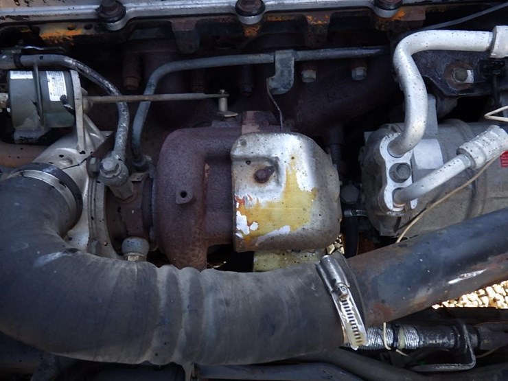 2000-isuzu-npr-image-15