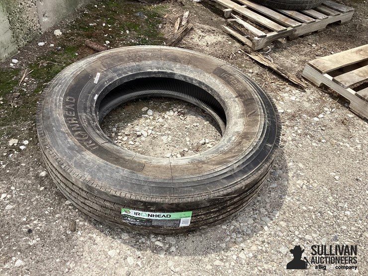 11r24.5-tire-image-3