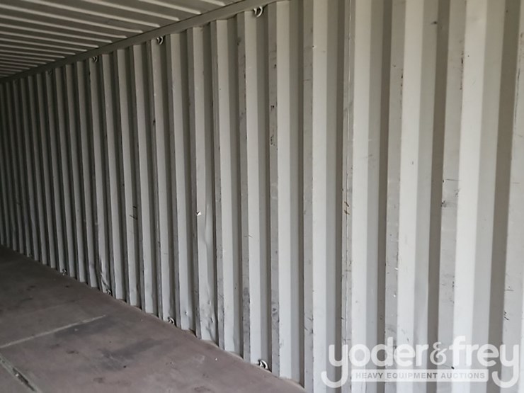 40'-container-single-walk-door,-2-side-doors-image-17