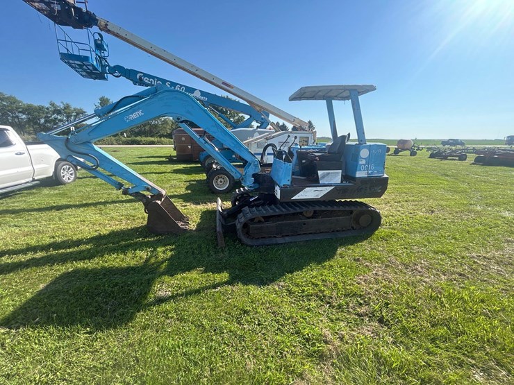 yanmar-mini-excavator-image-12