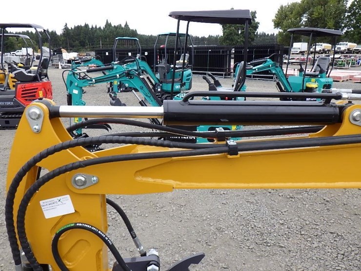2025-cfg-mx20r-hydraulic-excavator-image-7