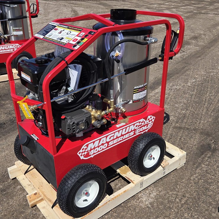 2025 Magnum 4000 Series Hot Water Pressure Washer