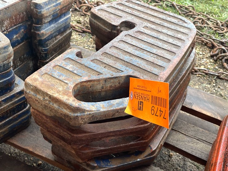 #7479-•-(4)-tractor-weights-image-5
