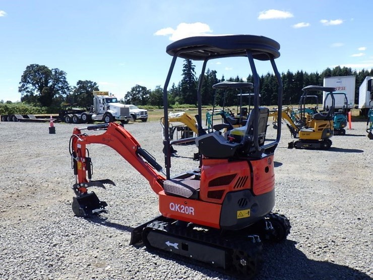 2025-cfg-qk20r-hydraulic-excavator-image-2