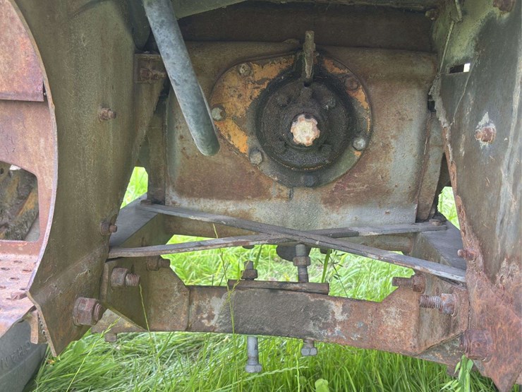massey-ferguson-97-image-15