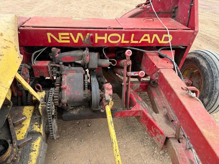 new-holland-770-image-12