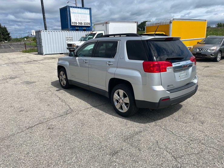 #1292-•-2015-gmc-terrain-awd-(has-wi-title)-(of)-image-7