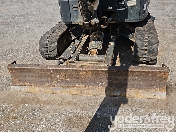 2021-bobcat-e35-image-14