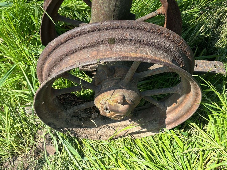 john-deere-model-b-image-15