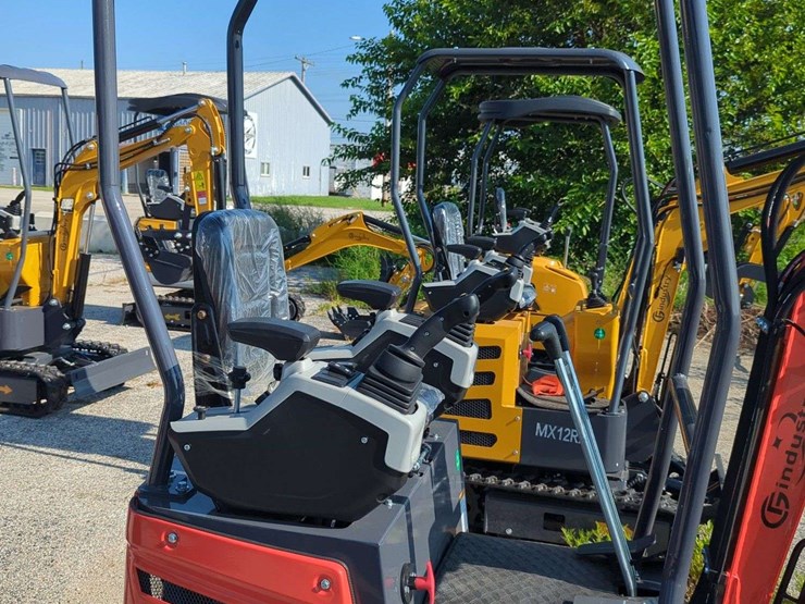 cfg-industrial-mini-excavator---mx15rx---(2025)-image-7