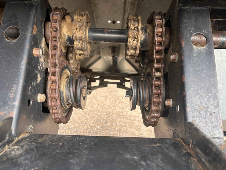 allis-chalmers-630a-corn-head-image-23