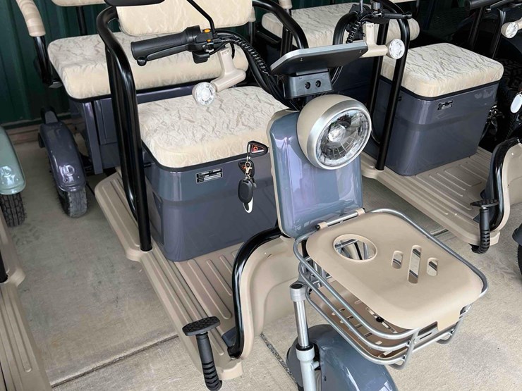 unused-irgc40-battery-powered-mini-golf-cart-image-3