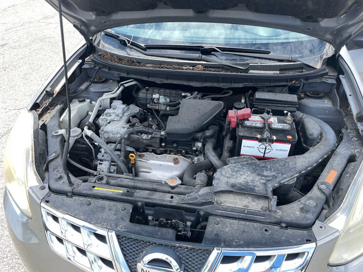 2011-nissan-rogue-image-47